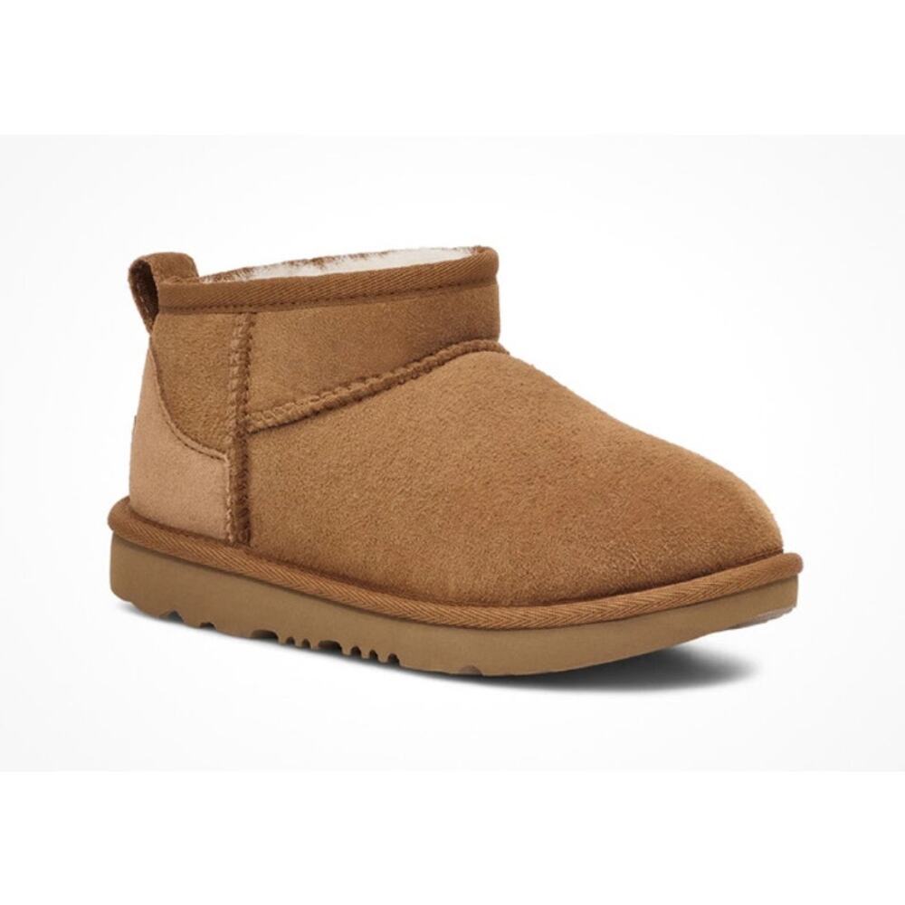 Brand New With Box UGG Kids Size 6 Classic Ultra Mini Boots Brown Suede